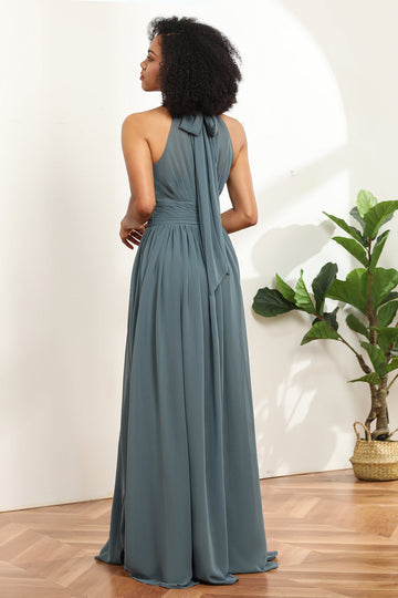 Vestido de dama de honor larga gris halter con hendidura
